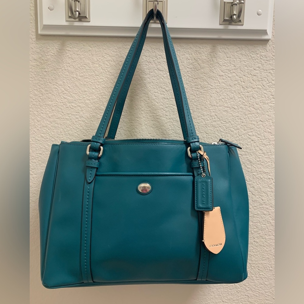 COACH Peyton Teal Blue Leather Shoulder Bag with Two Hang Tags